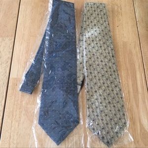 2 Mens Neck Ties